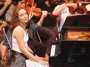 Helene Grimaud Roque-d Antheron 2004.jpg